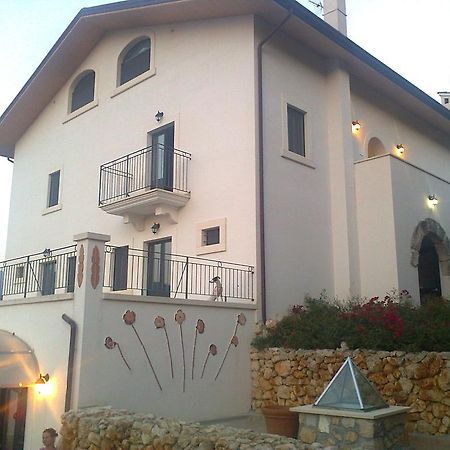 Locanda Dell'Asino D'Oro Villa Sulmona Ngoại thất bức ảnh
